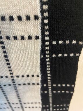 Black and Cream unisex reversible scarf